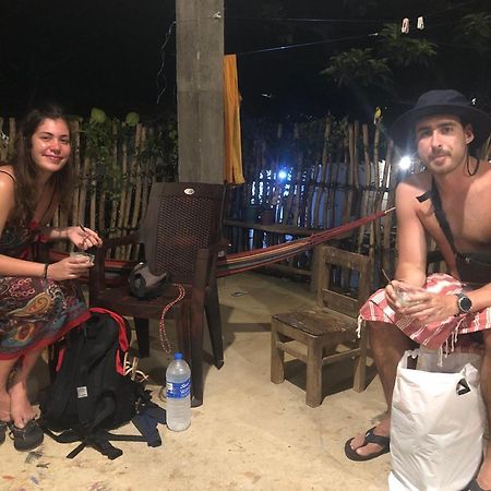 Linu Homestay ディックウェラ エクステリア 写真