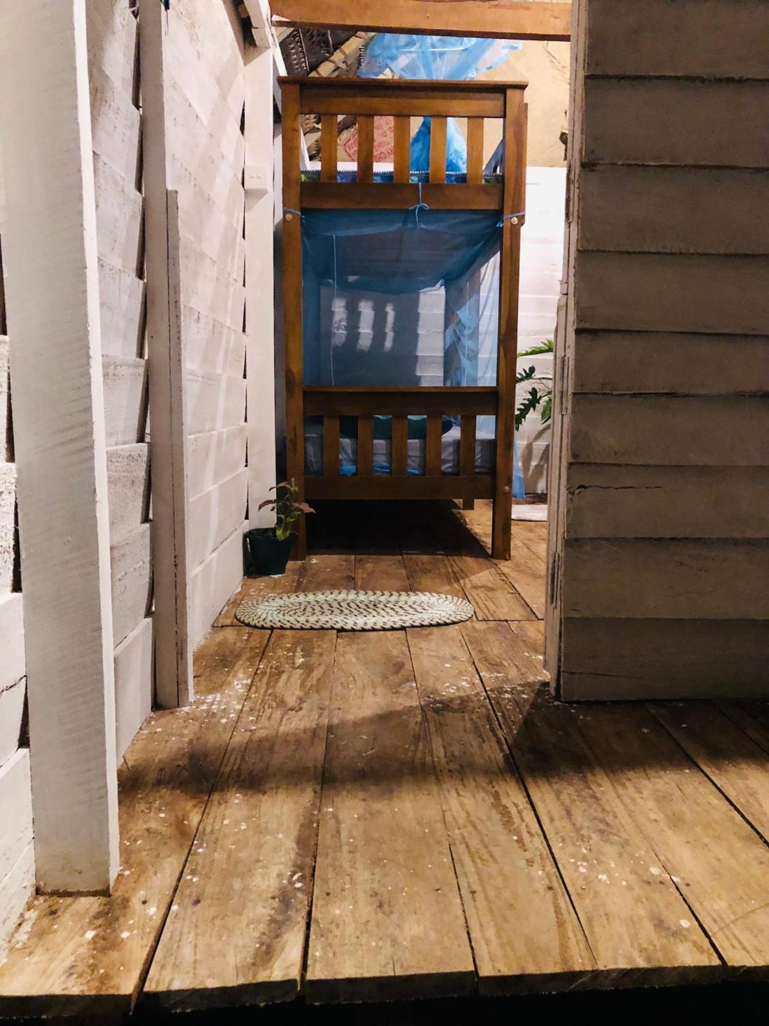 Linu Homestay ディックウェラ エクステリア 写真